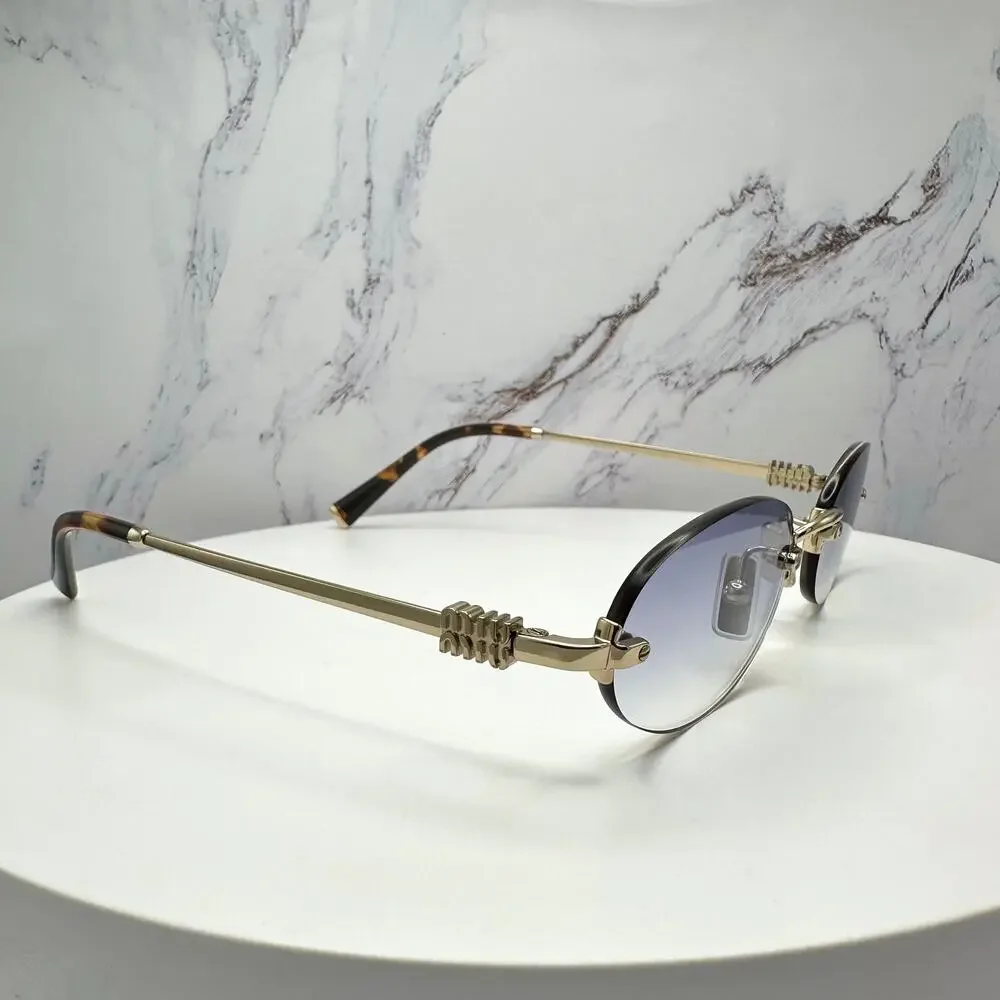 New MIU MIU Sunglasses - Picture 7 of 16